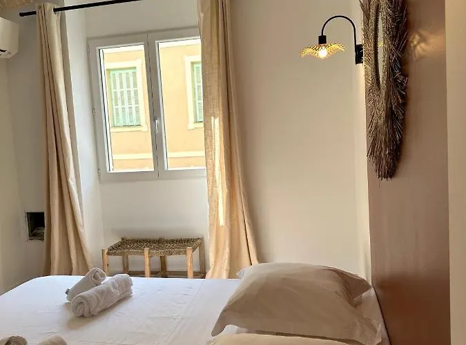 Magnifique T3 Equipe Et Climatise Centre Ideal 4 Personnes Appartement *